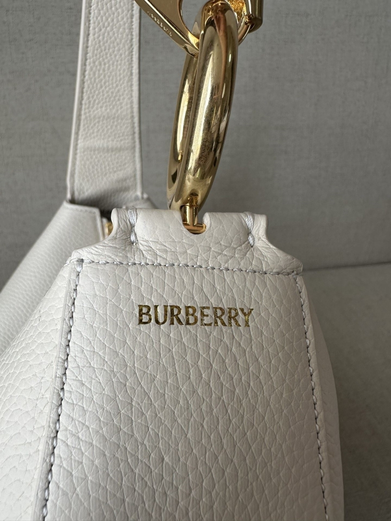 Bv*b*rry hobo bags